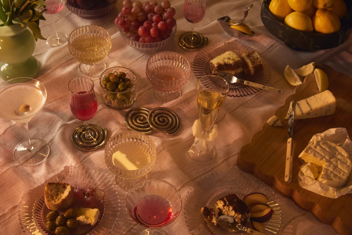 9 Beverage Coasters to Keep Your Surfaces Forever Free of Stains