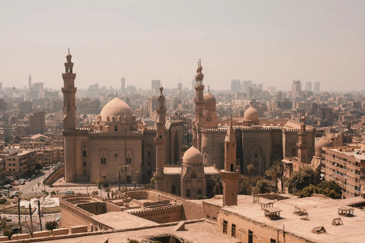Navigating Travel Safety in Egypt Amid Escalating Middle East Tensions and Regional Airspace Disruptions