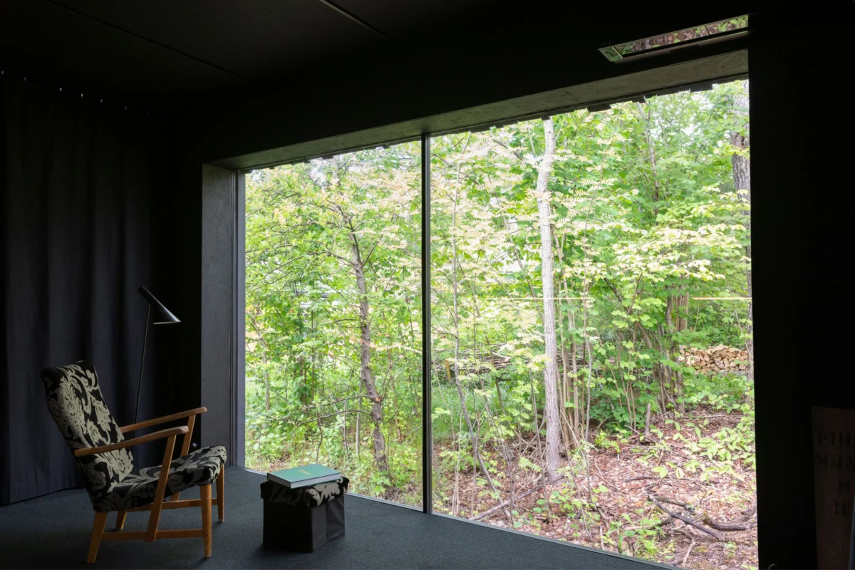 The Tiny House Shadow: A Sustainable Blueprint for Future Housing and the Global Construction Crisis