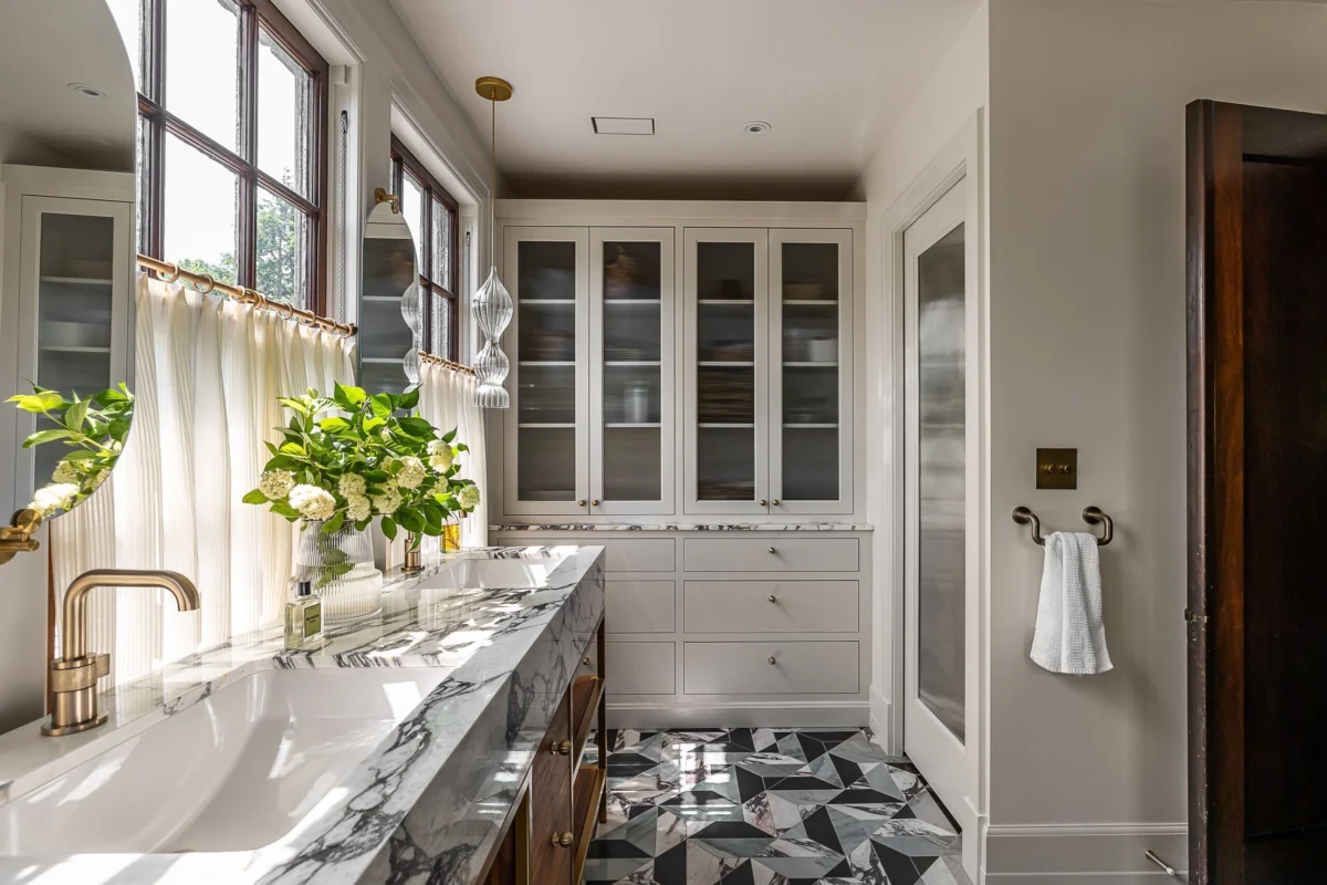 Best Bathroom Wall Cabinets for Space-Saving Storage and Style