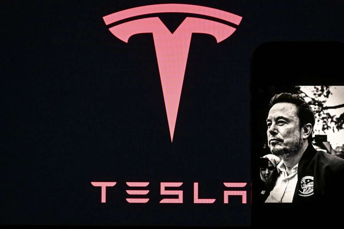 Mobility Sector Navigates Tesla’s FSD Hardware Quandary, Strategic Restructurings, and Global Expansion in a Dynamic Market