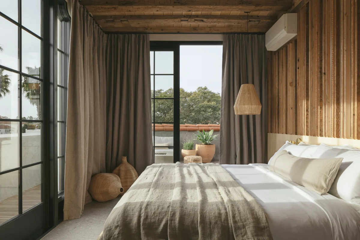 The American Riviera Experience: A Comprehensive Analysis of Santa Barbara’s Hospitality Sector and Top Luxury Destinations