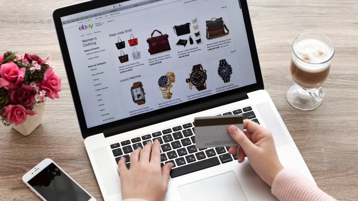 The Debrief | Why Some Retailers Are Ignoring the Internet