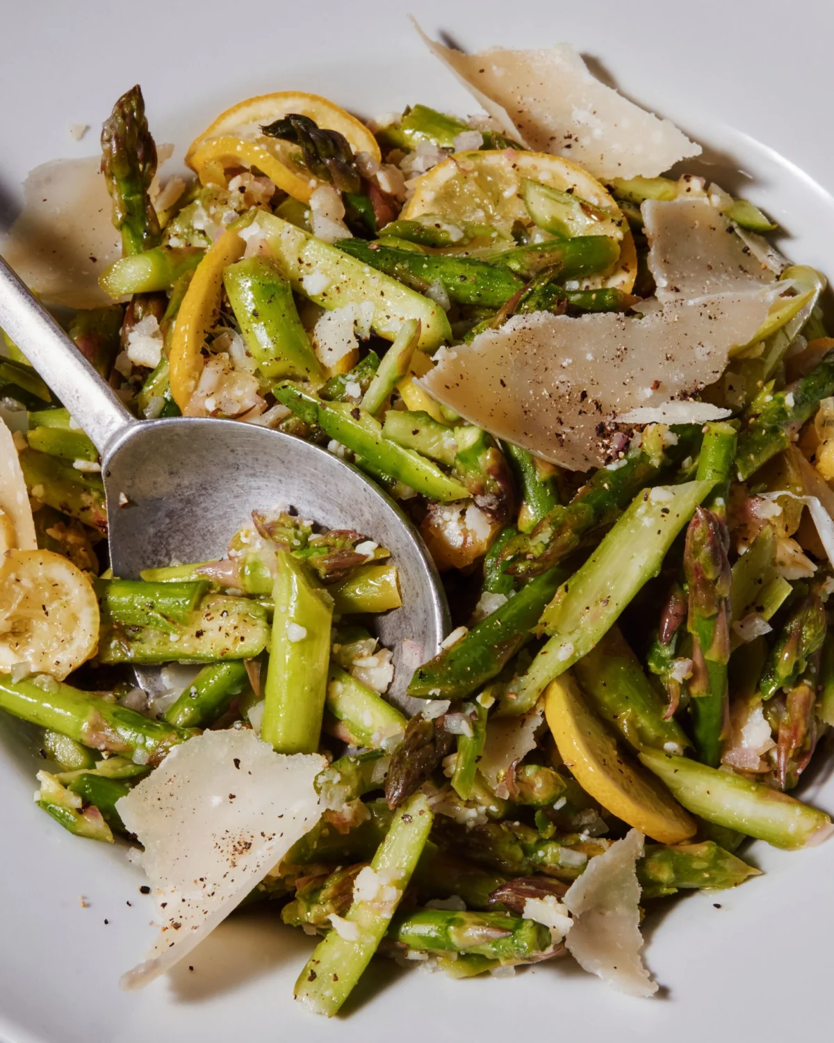 The Evolution of Raw Vegetable Preparation and the Culinary Validation of Smashed Asparagus Techniques in Modern Gastronomy