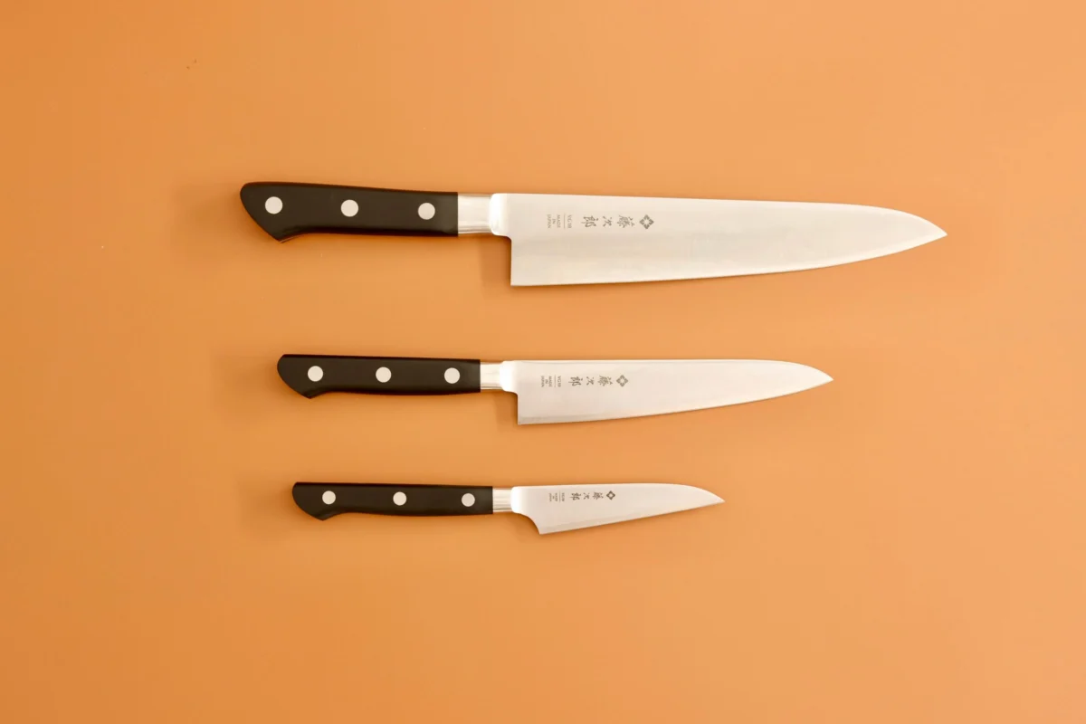 The Evolution of the Professional Kitchen Knife Market: A Case Study of Tojiro DP and the Shift Toward Japanese Metallurgy