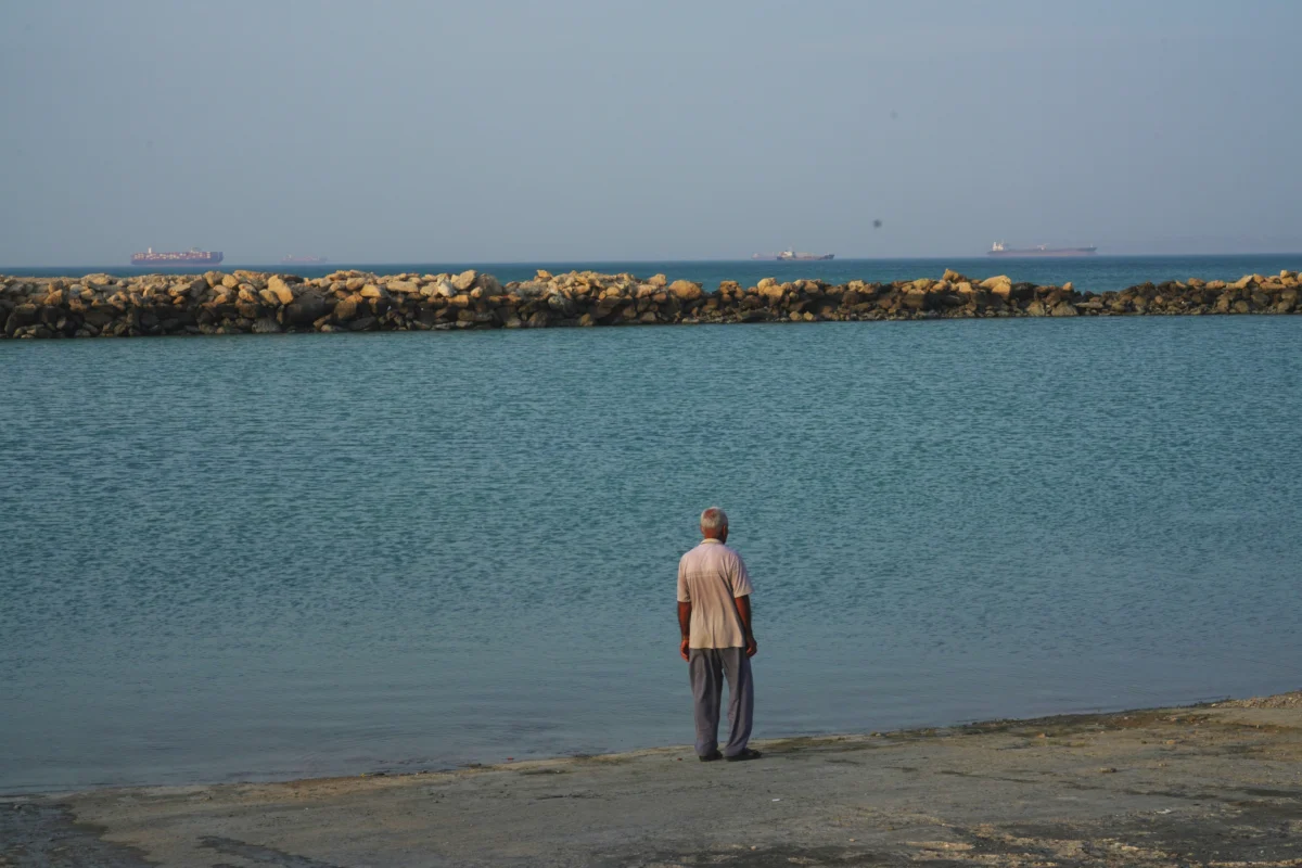 The US Naval Blockade of Iranian Ports and the Strait of Hormuz Threatens to Cripple Iran’s Oil Sector