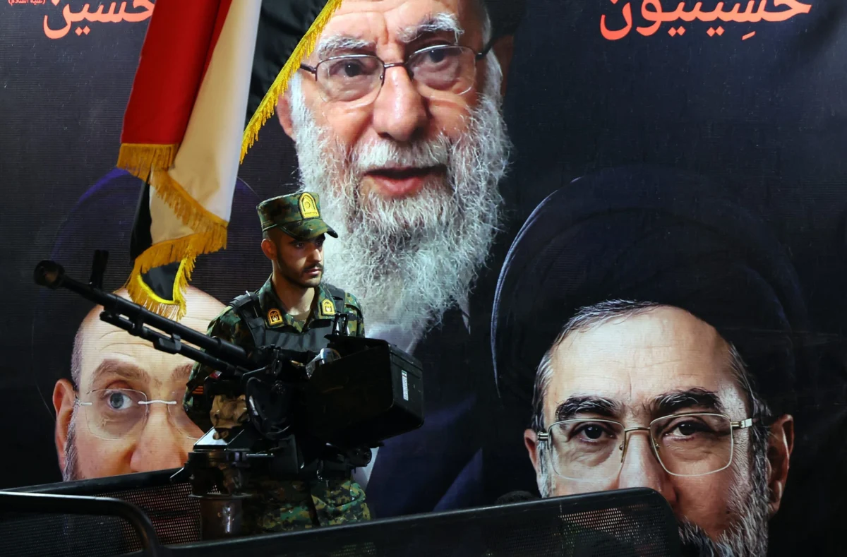 Iran’s Foreign Minister Declares Nation Will Not Bow Down, Warns Against Military Solutions