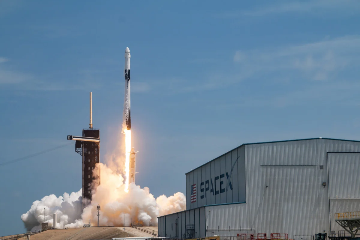 SpaceX Poised for Record IPO Following Multi-Billion Dollar Boost from U.S. Space Force Contracts