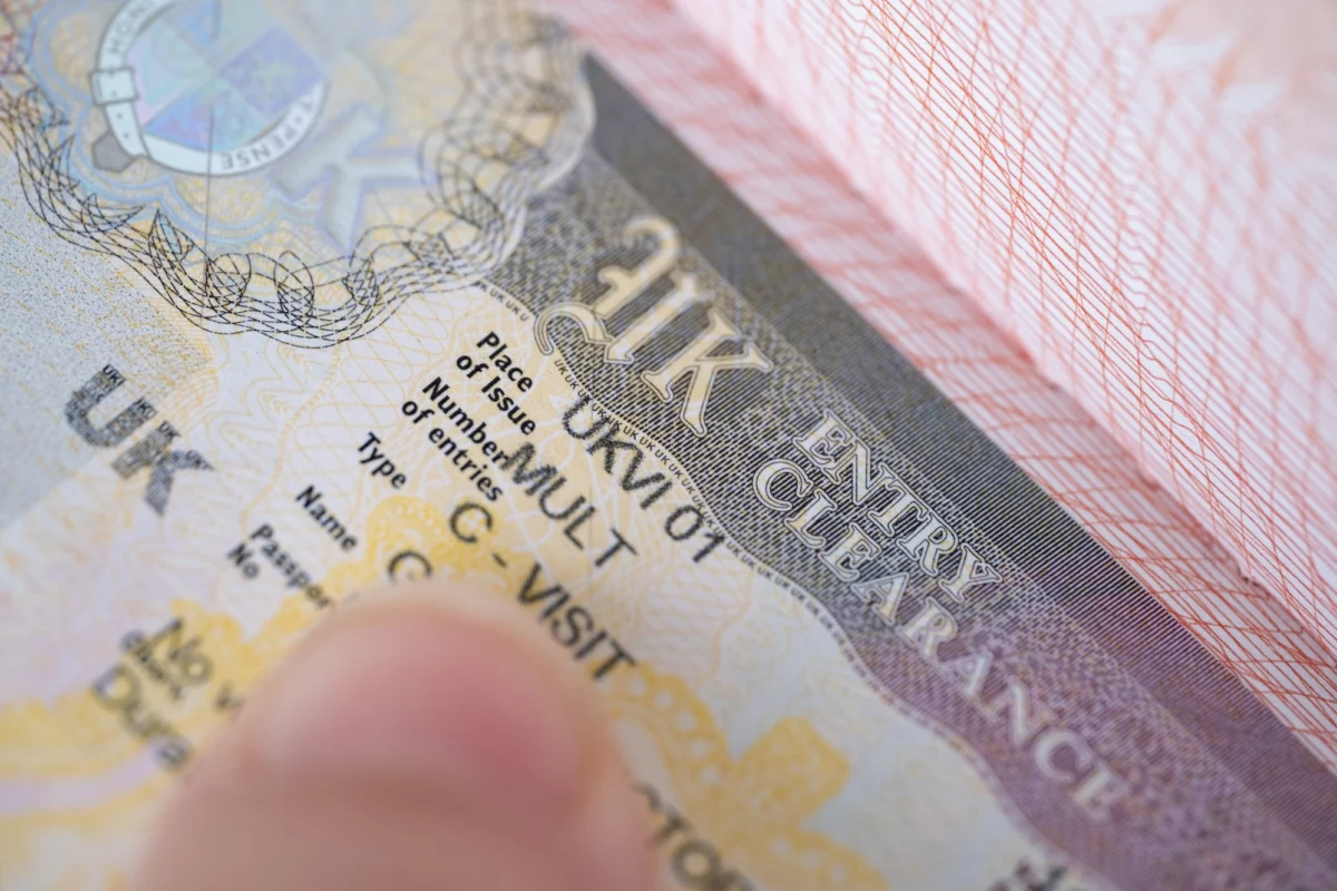 UK Visa Portal Exposes Thousands of UK Visa Applicants’ Passports, Selfies, and Sensitive Location Data in Major Security Lapse