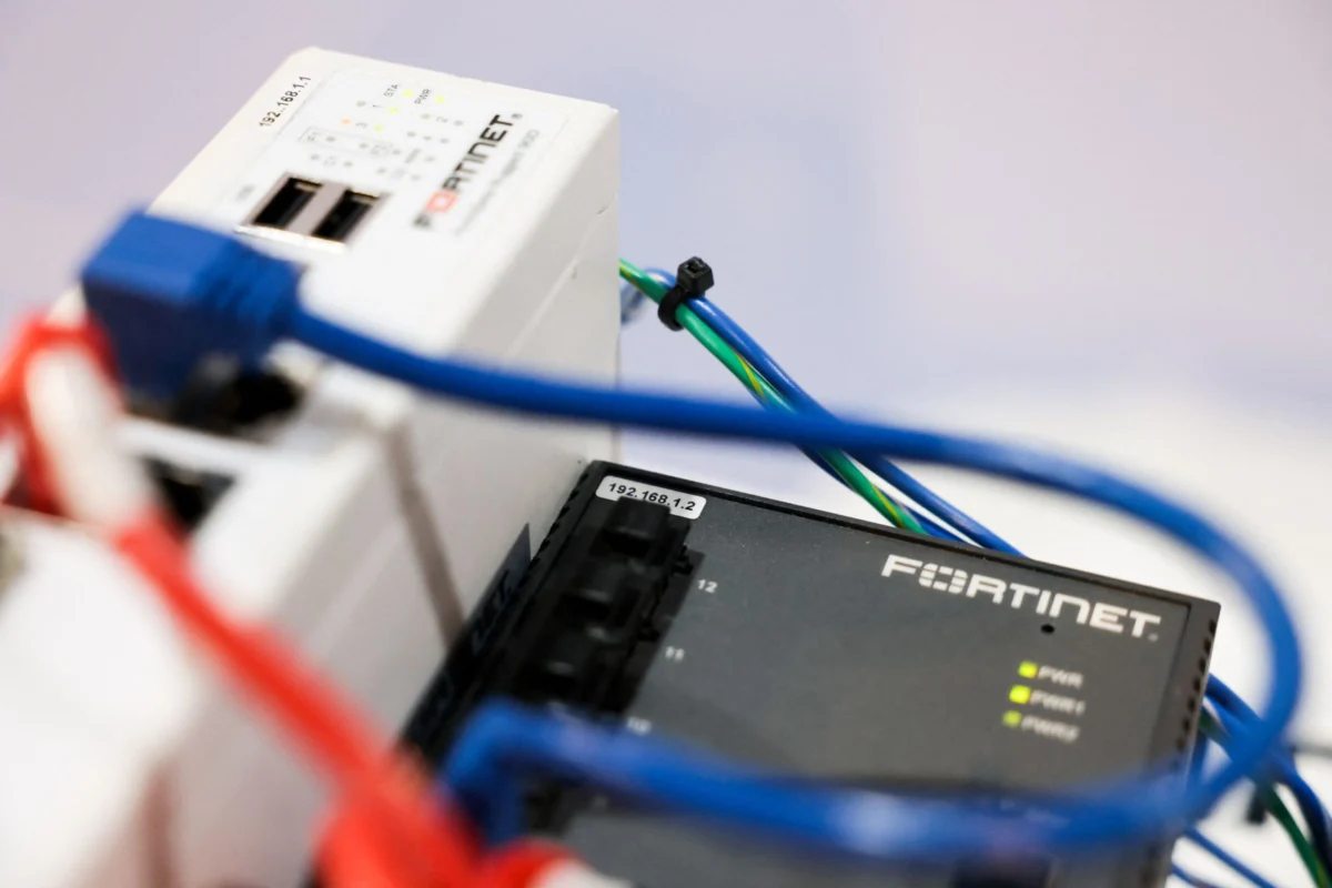 Global Cybersecurity Alert: Tens of Thousands of Fortinet Firewalls and VPNs Compromised in ‘FortiBleed’ Credential Stuffing Campaign
