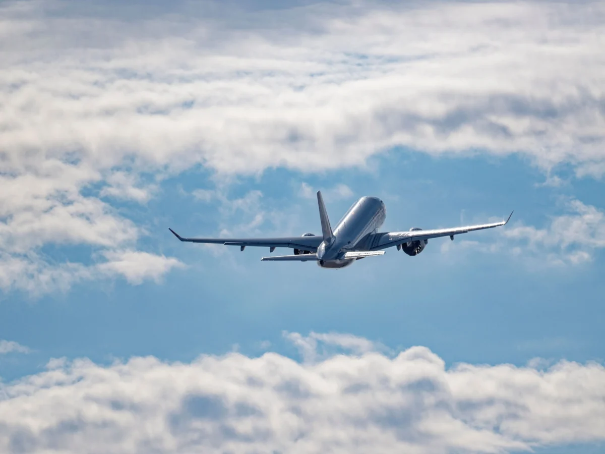 How to Check How Full Your Flight Is Before You Board