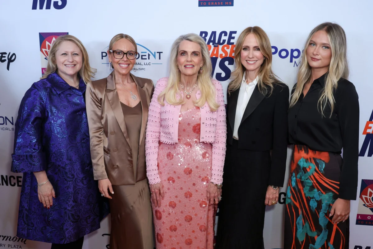 Naomi Bulochnikov-Paul Champions the Fight Against MS, Honored with Medal of Hope at Annual Gala