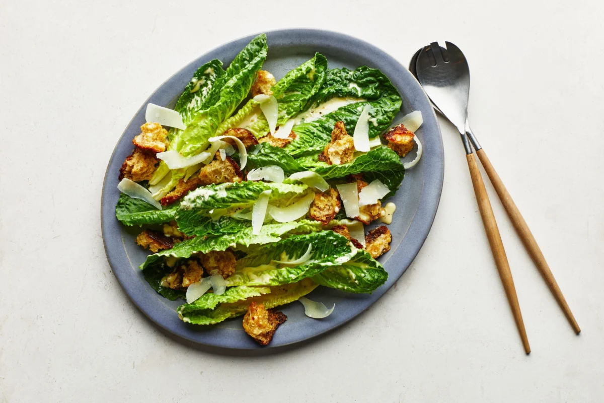 The Evolution of the Caesar Salad: From Prohibition-Era Innovation to Global Culinary Icon