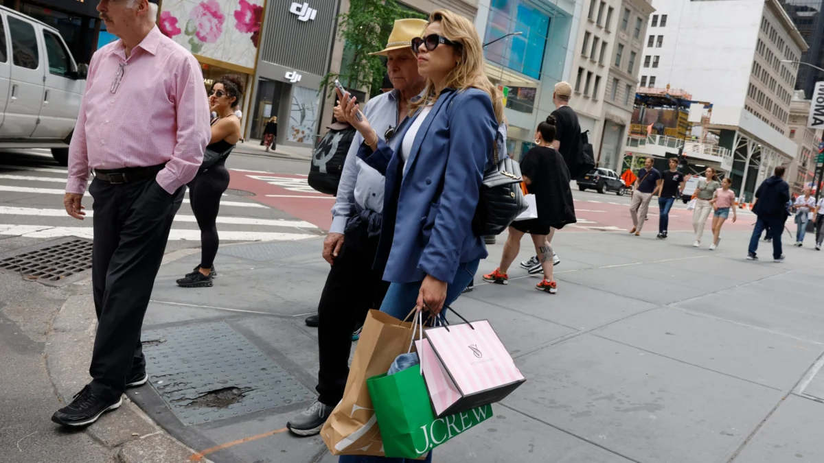 The Surprising Resilience of the American Middle Class Fuels Retailer Success