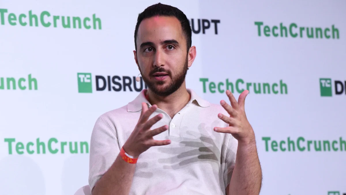 Greylock Ventures Defies Industry Trend with $1.5 Billion Fund 18, Emphasizing Focused Partnership Over Mega-Fund Expansion