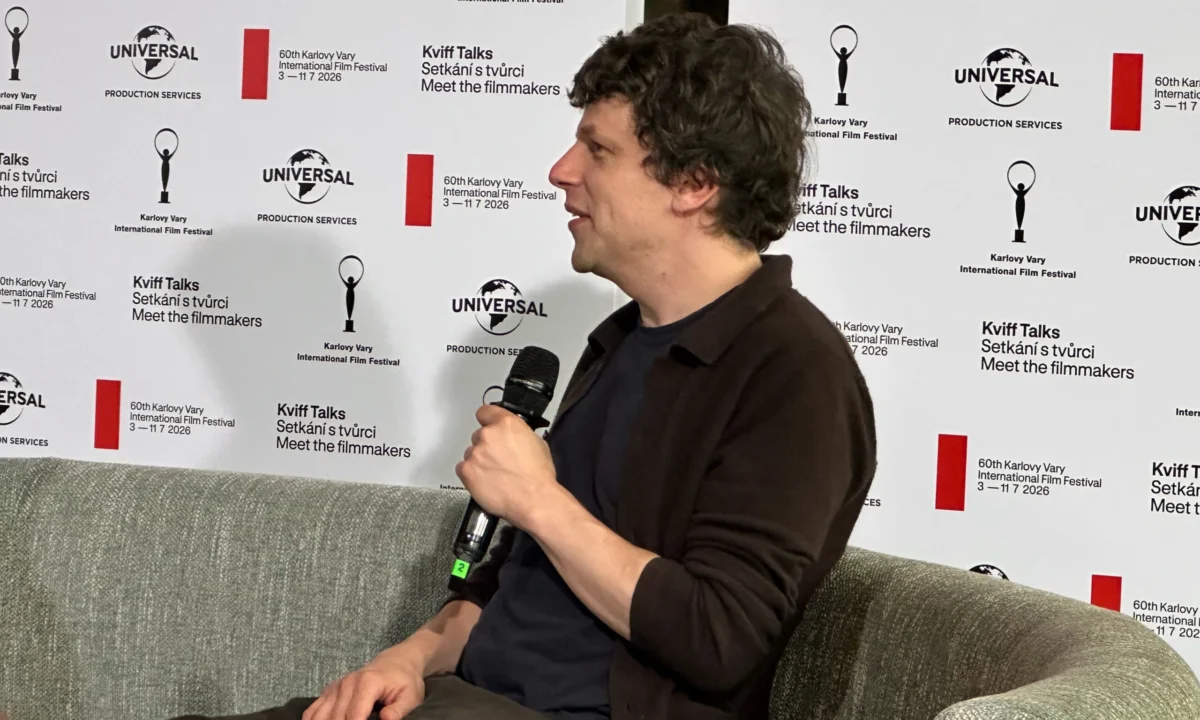 Jesse Eisenberg Reflects on Social Media’s Impact and His Portrayal of Mark Zuckerberg at Karlovy Vary Film Festival