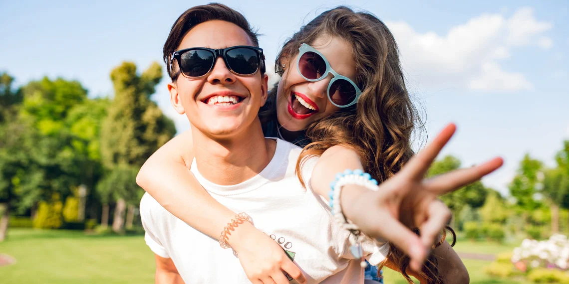 Longitudinal changes in sexual identity during adolescence and their associations with sexual well-being.