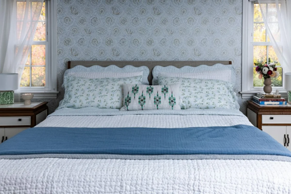 Serena & Lily’s Midsummer Sale Is Filled With Coastal Gems
