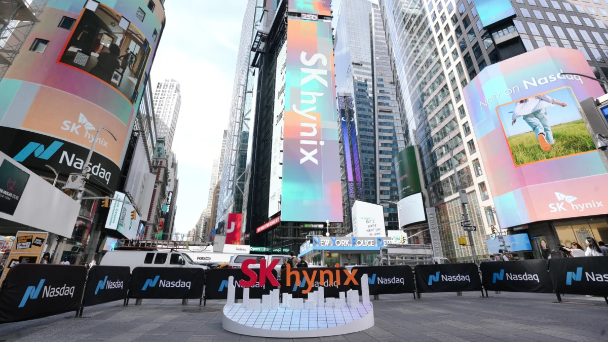 SK Hynix Achieves Historic $26.5 Billion U.S. Market Debut, Shattering Records Amidst AI Chip Boom