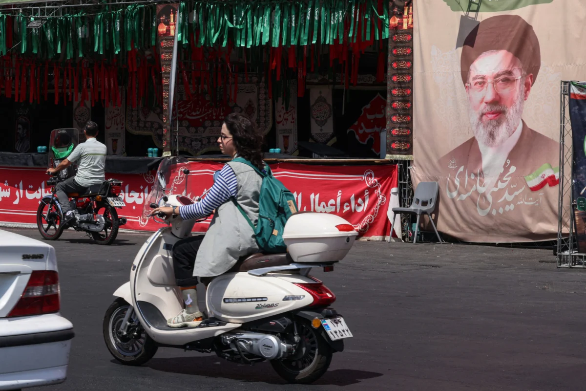 US Forces Launch Ninth Consecutive Night of Strikes on Iran Amid Escalating Tensions and Soldier Fatality