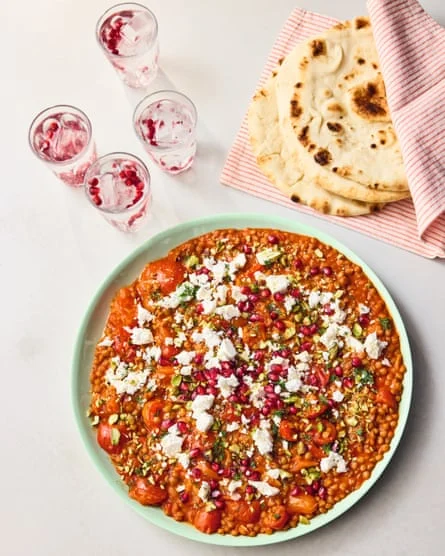 Mastering Weeknight Dinners: Jamie Oliver Releases New Collection of High-Speed Family Recipes to Tackle Midweek Cooking Fatigue