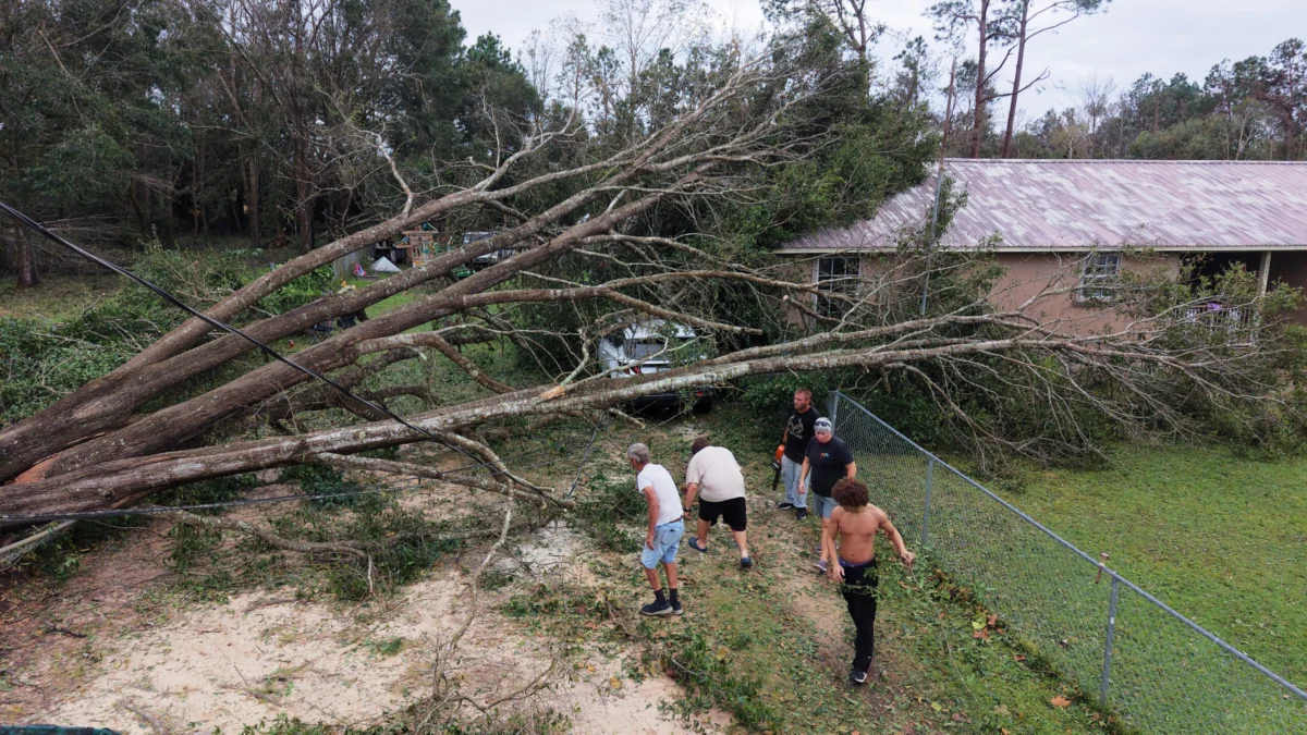Hurricane Isaias Leaves Four Dead, Hundreds of Thousands Without Power Across Southeastern United States Following Destin Landfall