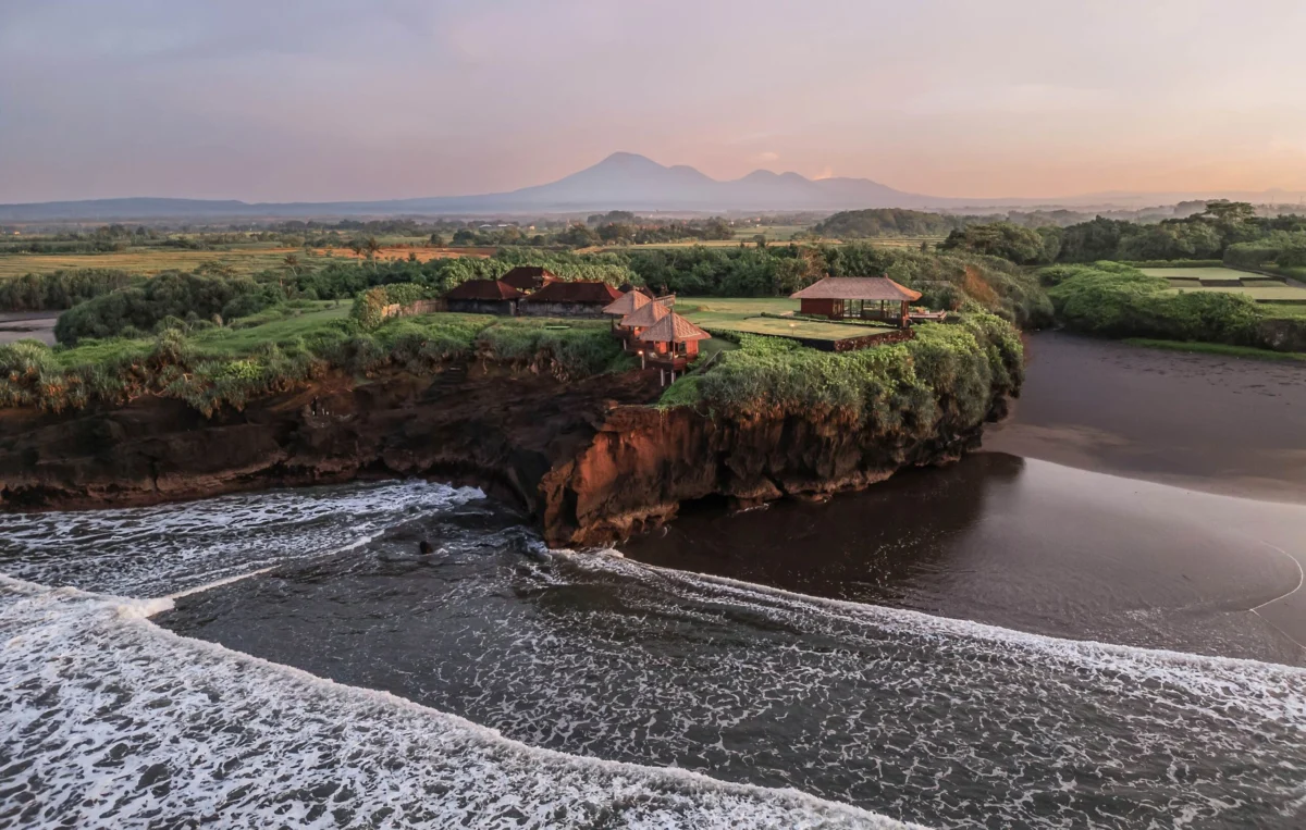 The Ultimate Guide to Bali Hotels: 28 Exceptional Properties Where Island Luxury Meets Modern Design