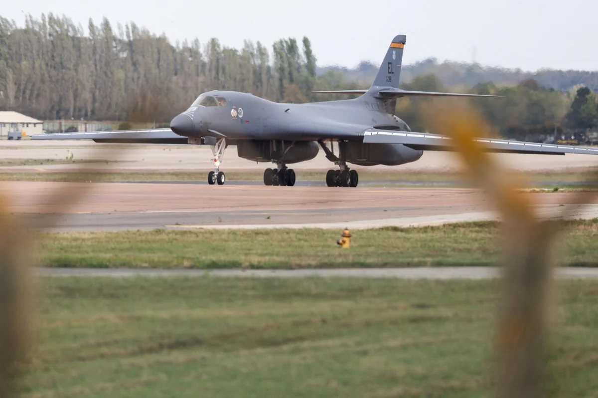 US Withdraws B-1B Bombers from RAF Fairford Amid Security Concerns and Rising Tensions with Iran